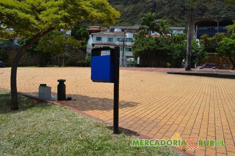 Lixeiras para Praças em Minas Gerais